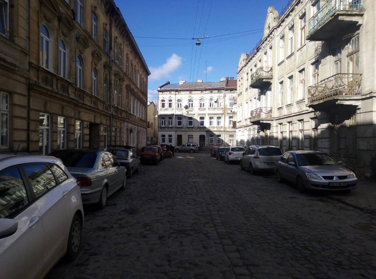 City Center Apartments 3 Lviv Exteriör bild